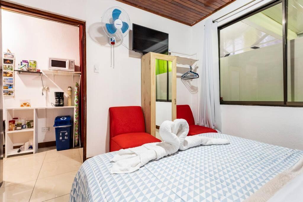 Private Bedroom 10 Minutes From The Sjo Airport Alajuela Exteriör bild